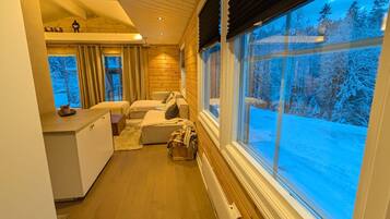 Loft, 2 Bedrooms, Smoking | Interior