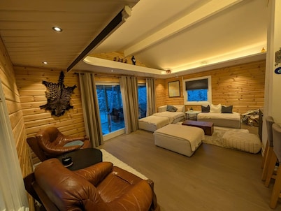 Oslo Wildwood · Wood-fired hot tub Retre