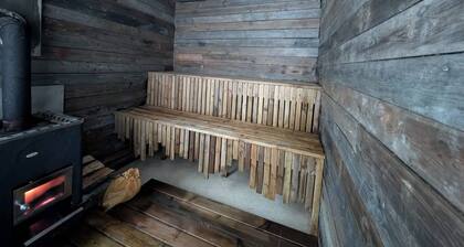 Oslo Wildwood · Wood-fired hot tub Retre