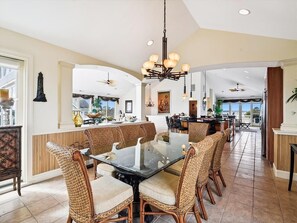 Dining - Spacious 5BR House near Fenwick Beach (Fenwick Island)