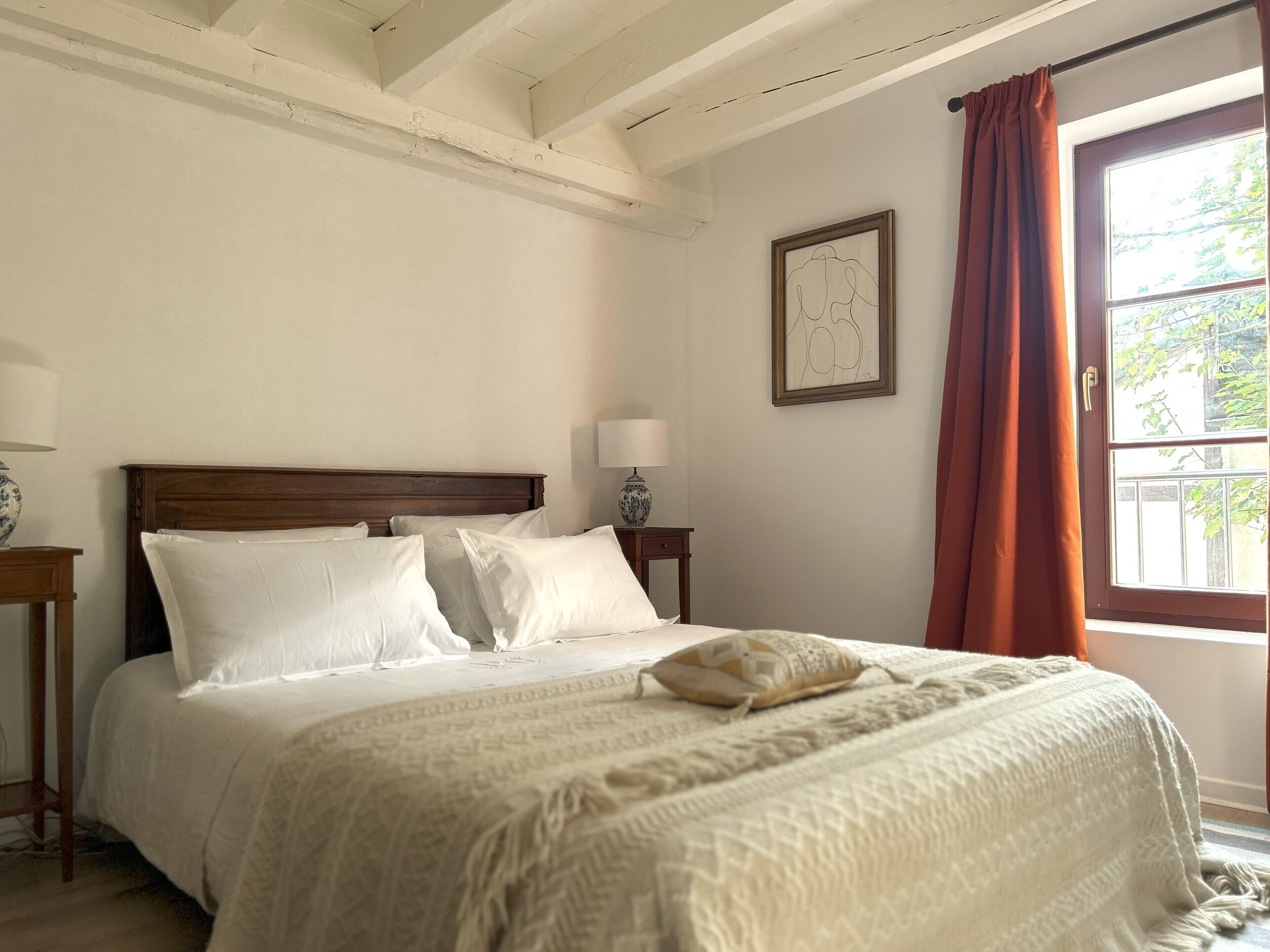 Apartamento | Decoración individual, mobiliario individual, wifi gratis y ropa de cama