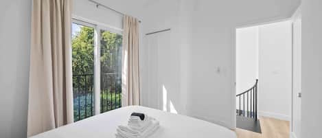 3 bedrooms, WiFi, bed sheets