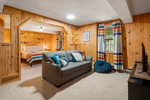 Unclassified image, 3 of 43, button