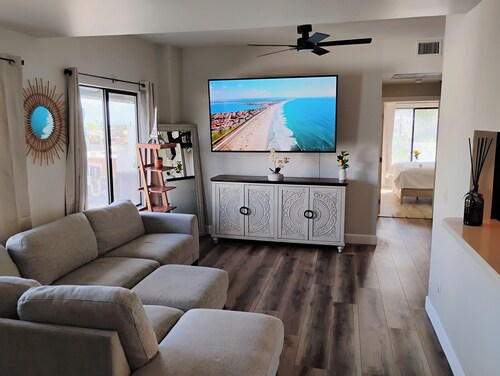 Central condo in vibrant North Park just 8 minutes to downtown San Diego