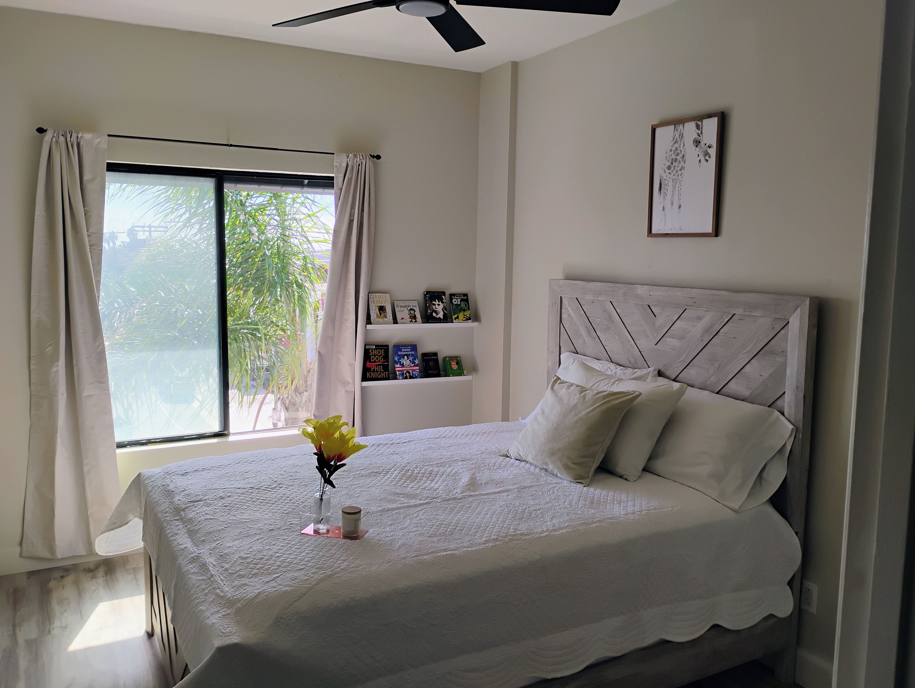 2 habitaciones, tabla de planchar con plancha, wifi y ropa de cama 