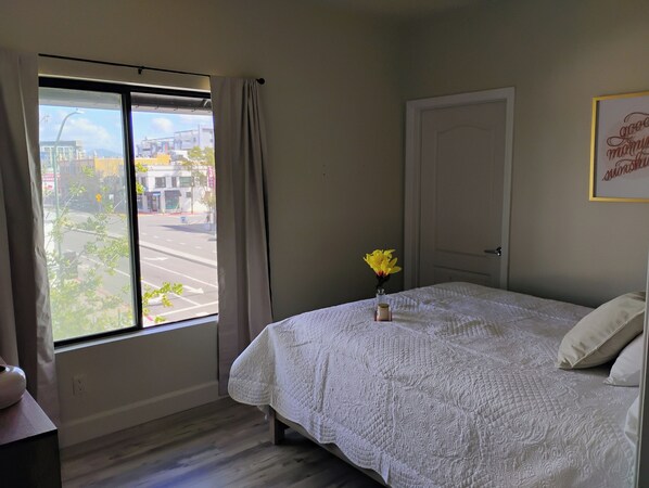 Unclassified image, 1 of 8, button