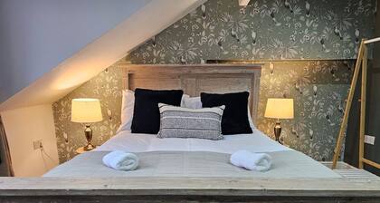 10% Off Weekly Stay|Chatsworth Retreat|Sleeps 7