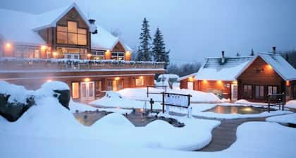 5CH | Spa + Fireplace + Smart TV | 6mins Massive