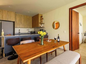 Unclassified image, 5 of 31, button - Bright 2BR retreat w/ pool & gym (Tondoroque)