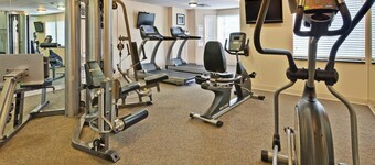 Near University of Rochester. Free Breakfast Buffet, Gym, Business Center.