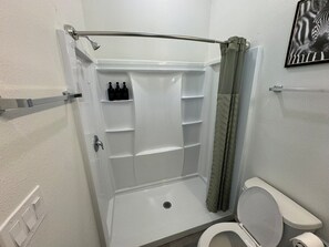 Hair dryer, towels - Historic Broad St Apt in Upton’s Confectionery (Globe)