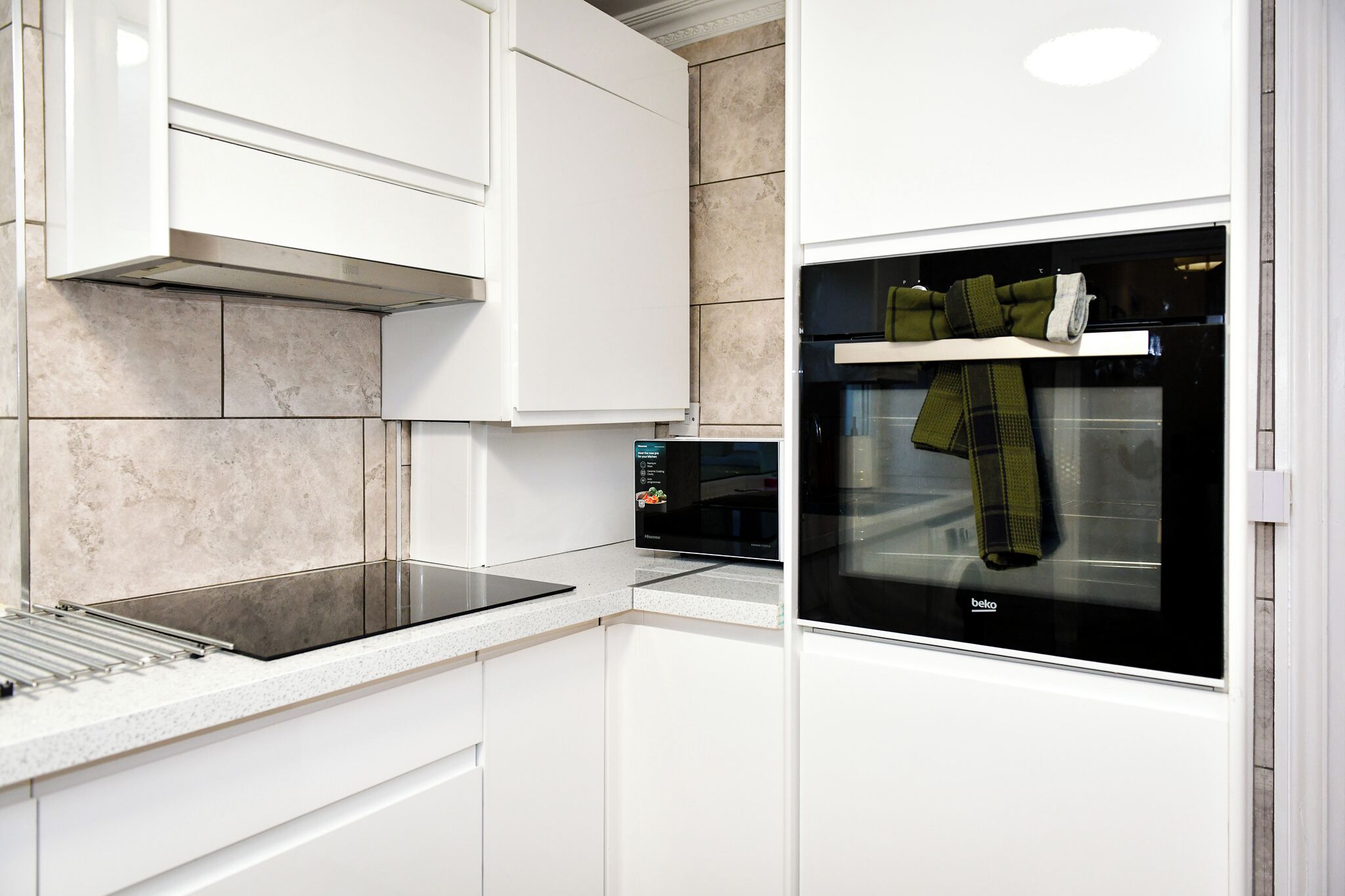 Fridge, microwave, oven, coffee/tea maker