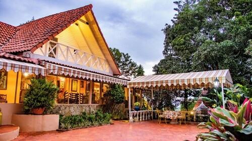 Live like a King on this Gentleman's Estate