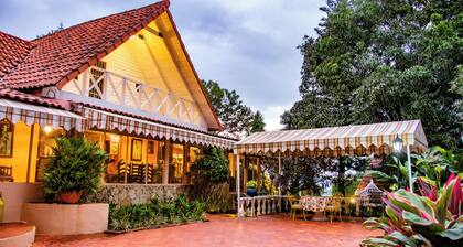 Live like a King on this Gentleman's Estate