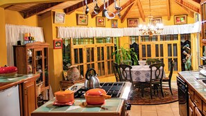 Unclassified image, 5 of 48, button