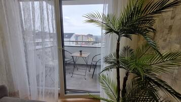 Apartment, 3 Bedrooms, Smoking, Balcony | Balcony