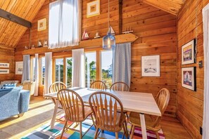 Dining - The Stoke - 5 houses to Ocean - Pool! (Salvo)