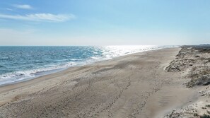 Beach - The Stoke - 5 houses to Ocean - Pool! (Salvo)