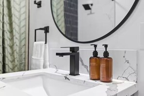 Bathroom - NEW! Stunning 5 Bedroom w/ HotTub, Games, Near Zoo (San Diego)