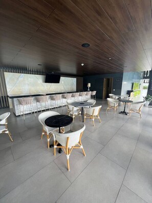 Dining - Moderno Dpt Nuevo Lobby 33 Zona Exclusiva Andares (Zapopan)