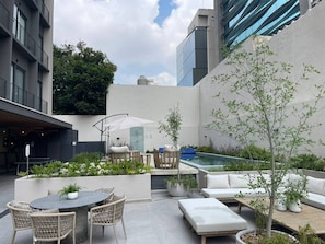Outdoor dining - Nuevo Departamento Premium en Torre Neoliving (Guadalajara)