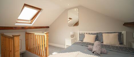 3 chambres, fer et planche à repasser, accès Internet, draps fournis