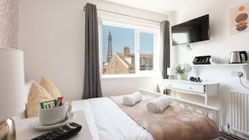 8 Schlafzimmer, Bügeleisen/Bügelbrett, Internetzugang, Bettwäsche