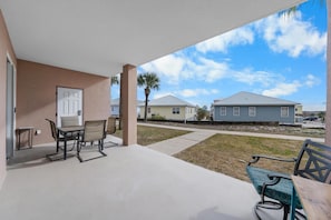 Huoneisto, useita sänkyjä (The Dunes 101) | Ulkoruokailutilat