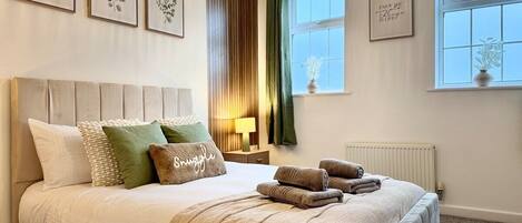 2 dormitorios, tabla de planchar con plancha, wifi gratis y ropa de cama