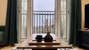 TV - Stylish & Comfortable 2-Bedroom Flat (Doncaster)