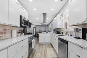 Billede uden beskrivelse, 5 af 30, knap