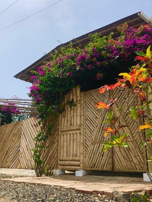 Nicht klassifiziertes Bild, 3 von 12, Schaltfläche