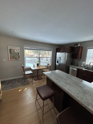 Private kitchen - Mid-Century Modern Themed Ranch-Styled Surprise House (Delafield)