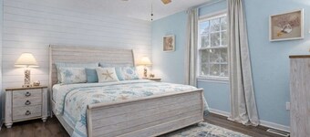5BR Beach House in WW Crest - Sleep 12!