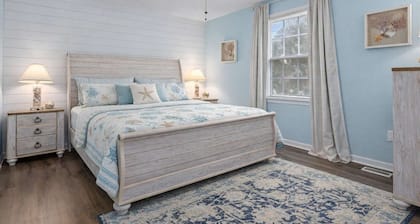 5BR Beach House in WW Crest - Sleep 12!