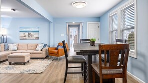 Dining - North WW 3BR 1st Floor - Steps to the Beach! (North Wildwood)