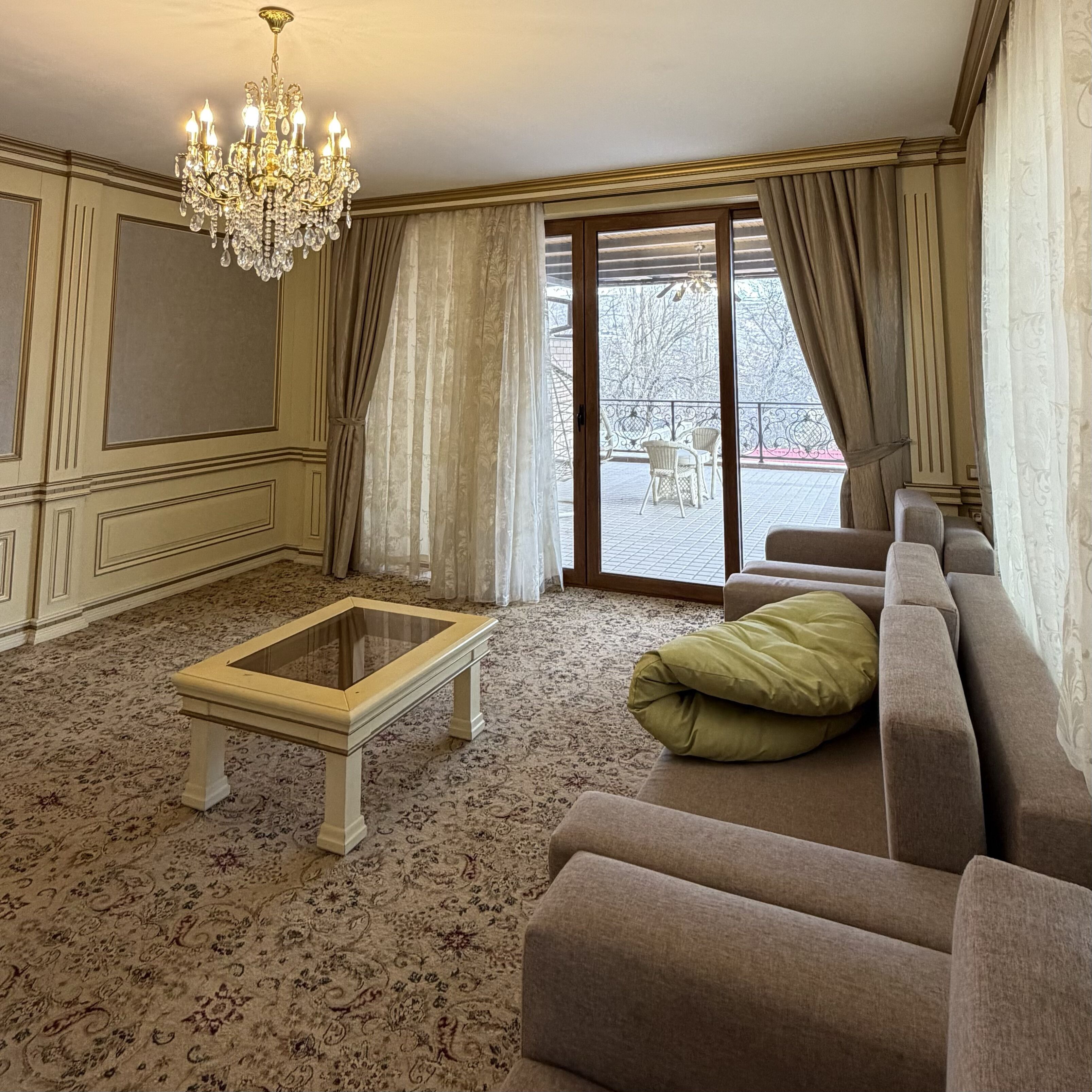 套房, 夏威夷式陽台, 山景