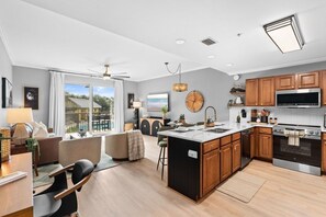 TV, fireplace, DVD player, books - Beach Resort 203 - Retro Luxe Romantic Getaway | Coastal Escape (Miramar Beach)