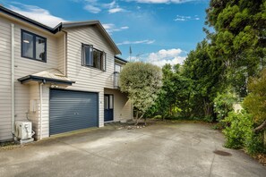 Exterior - Central Green Escape - Napier Holiday Home (Napier)