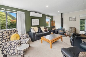 Luokittelematon kuva, 3 kautta 32, painike