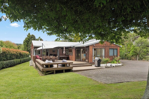 Luokittelematon kuva, 1 kautta 32, painike