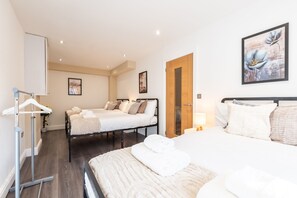 Imagen sin descripción, 3 de 67, botón