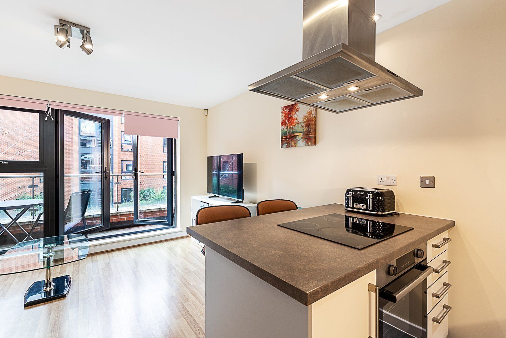 Fridge, microwave, dishwasher, coffee/tea maker