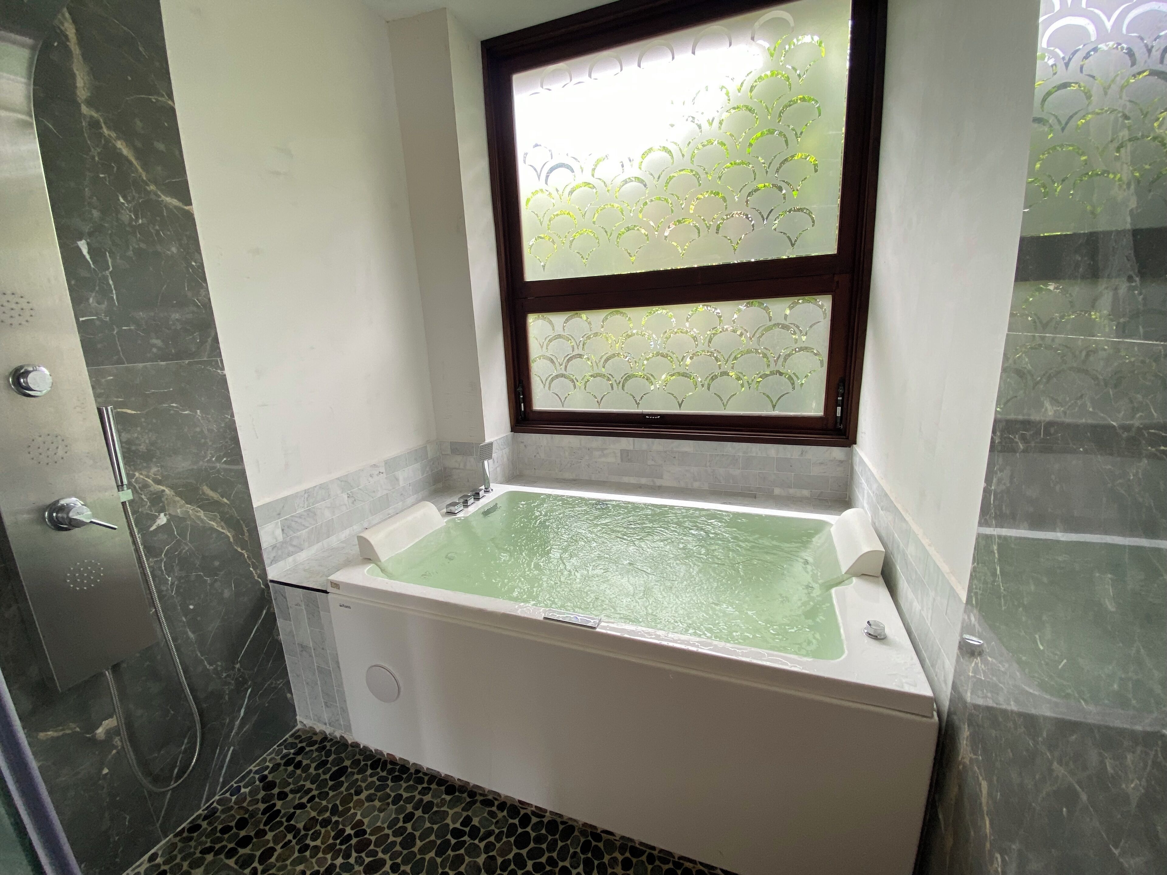 Junior Room, Balcony, Mountain View