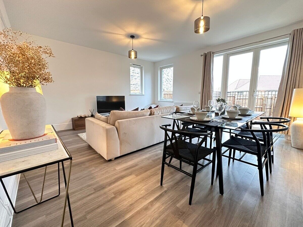 Televisie en een open haard