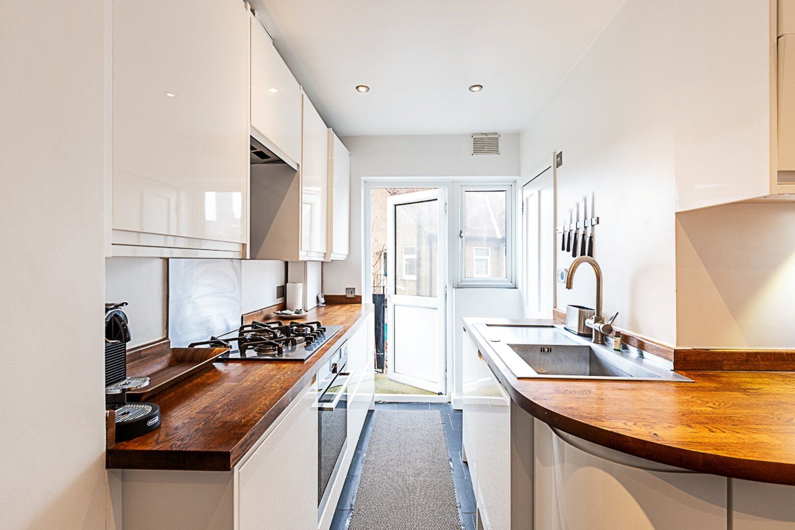 Fridge, microwave, dishwasher, coffee/tea maker