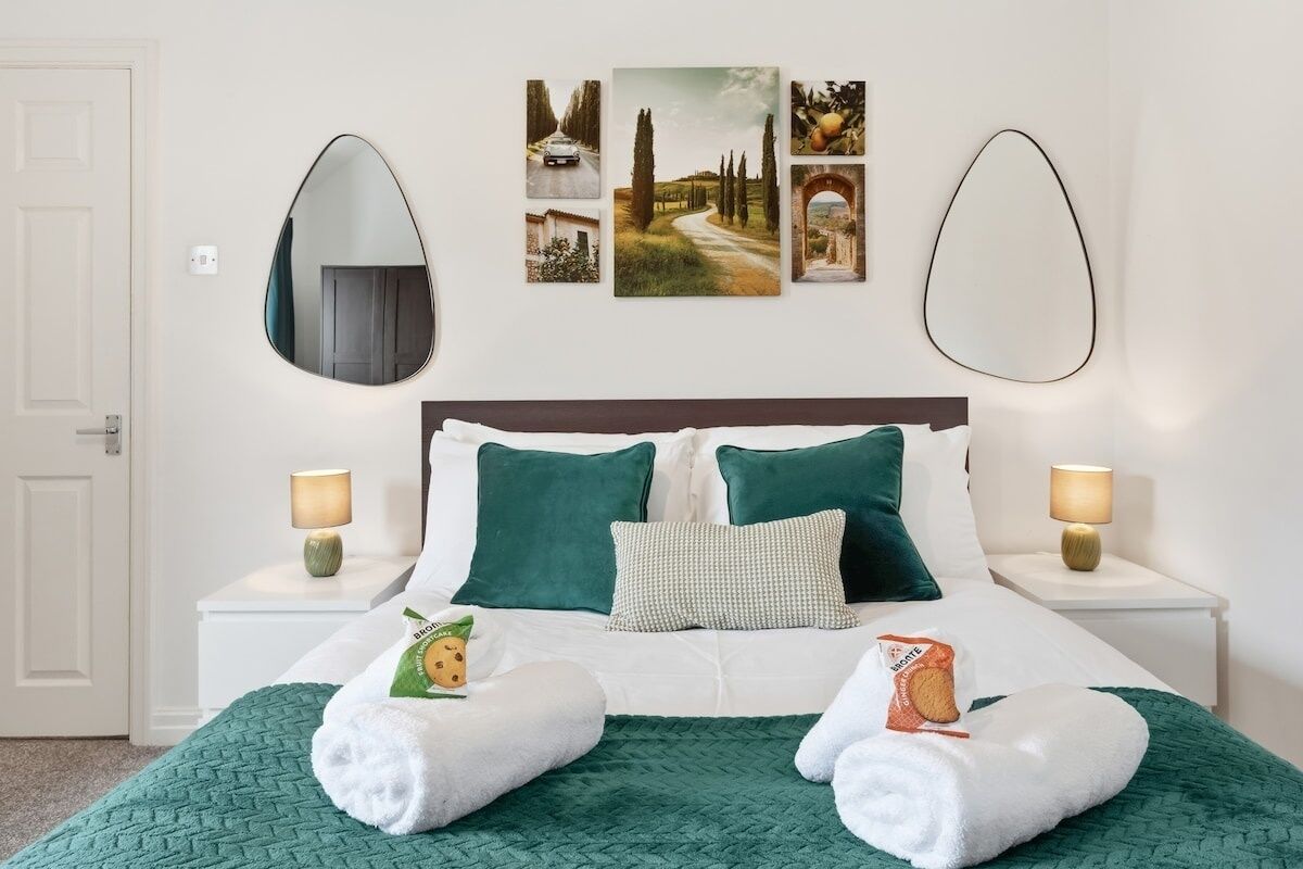 1 bedroom, iron/ironing board, Internet, bed sheets