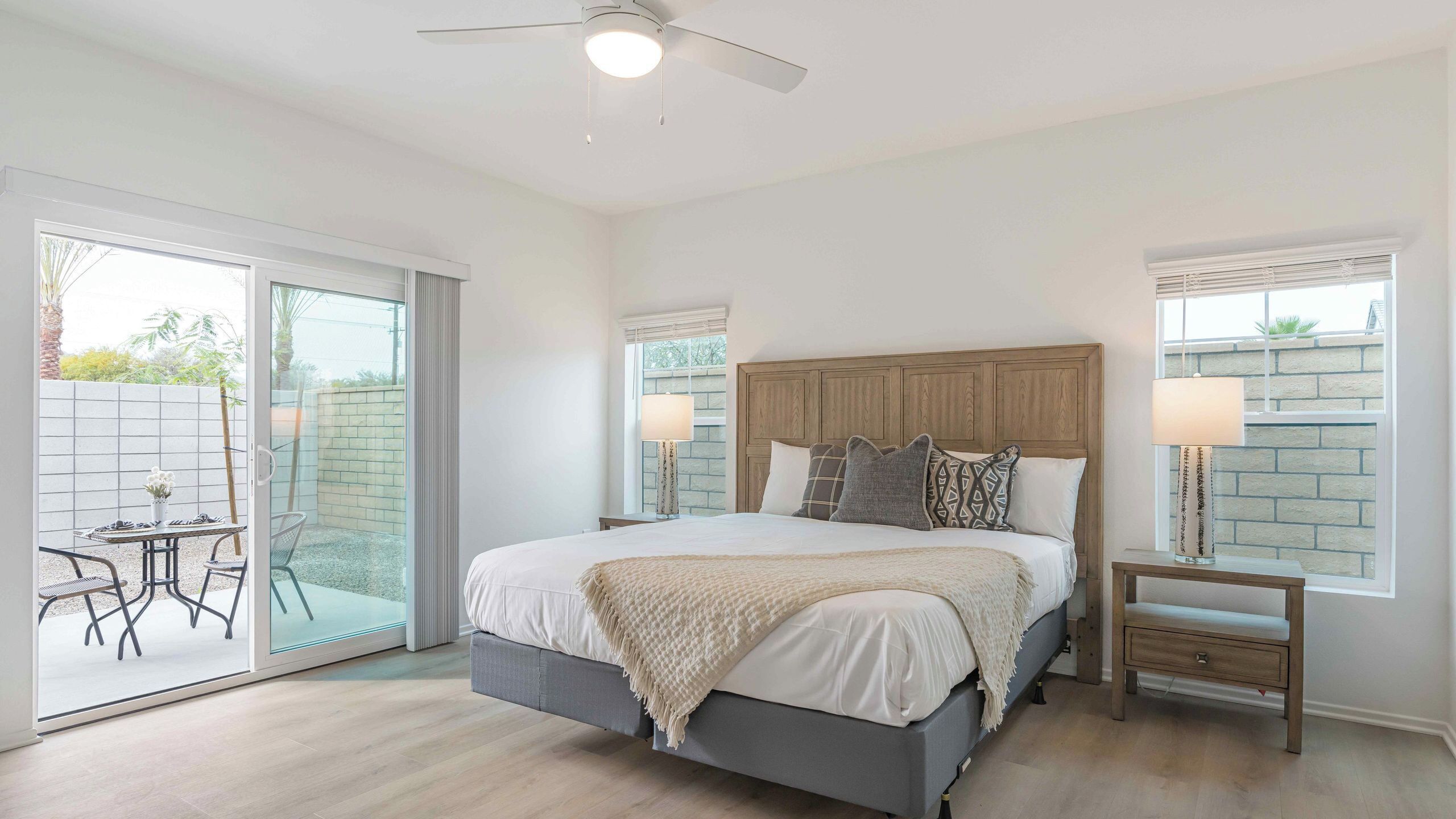 Suite, 4 Bedrooms | 4 bilik tidur, ruang kerja komputer riba, seterika/papan seterika 