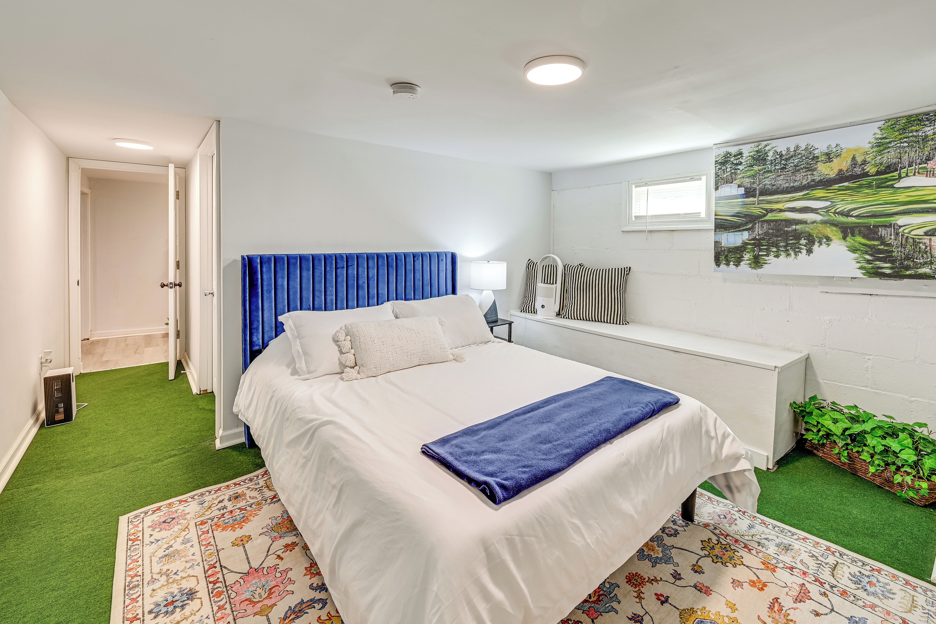 3 soverom, strykejern/-brett, internettilgang og sengetøy