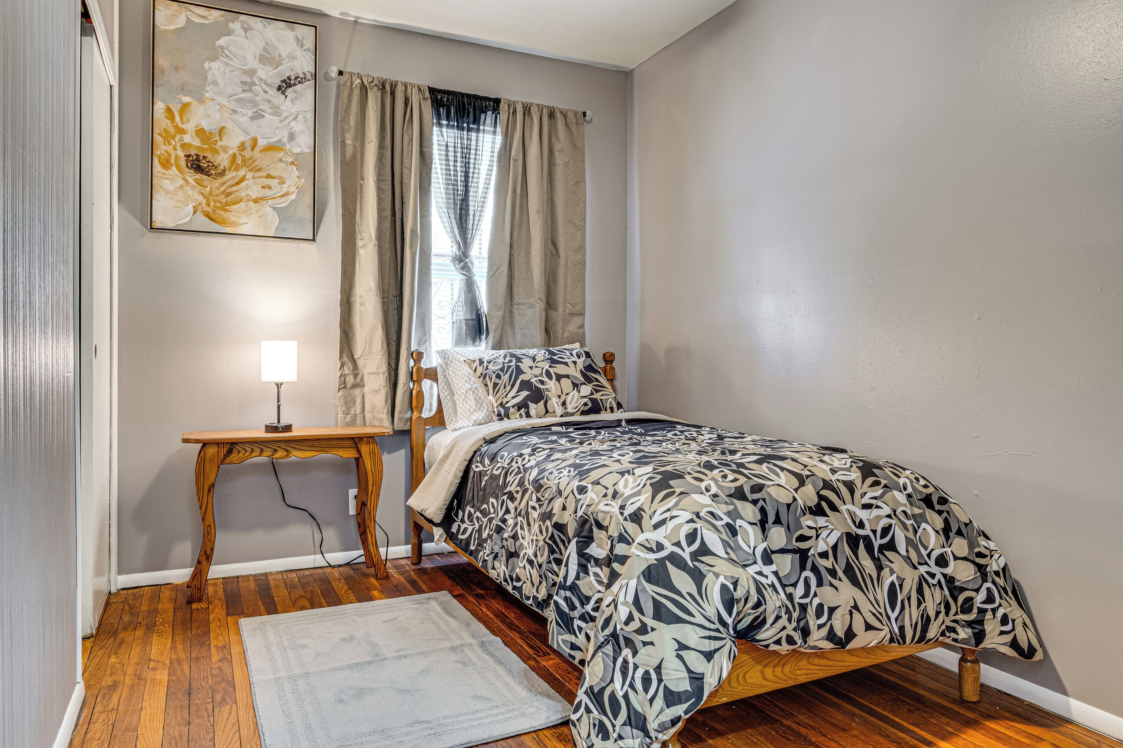 3 chambres, fer et planche à repasser, accès Internet, draps fournis